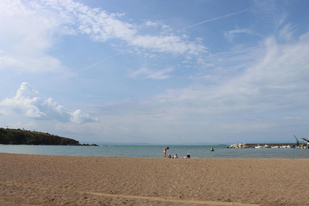 Sunset Art Beach Front Černomorec Exterior foto